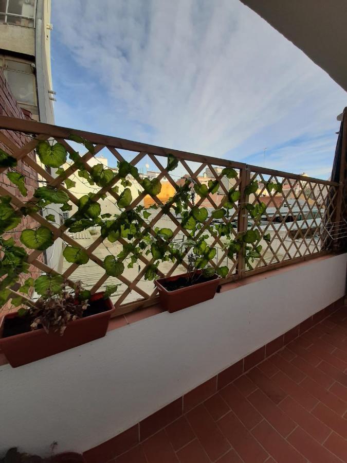Nur Apartment Terrassa Eksteriør bilde